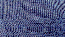 zeitloser Wollpullover in blau